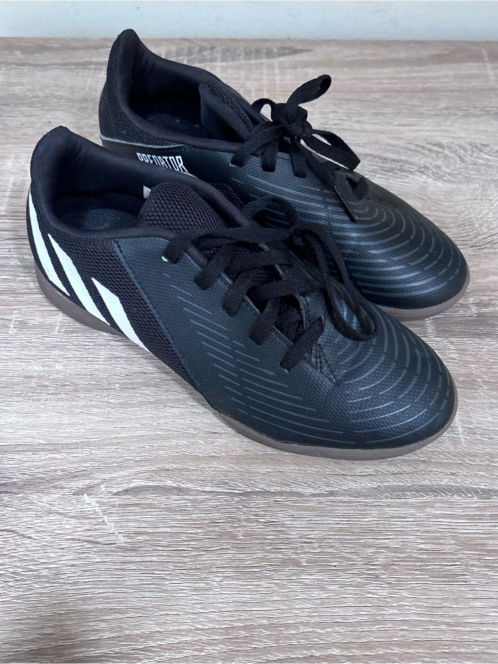adidas Kids Black Indoor Soccer Sneakers with White Stripes NWOT, 3.5 Y